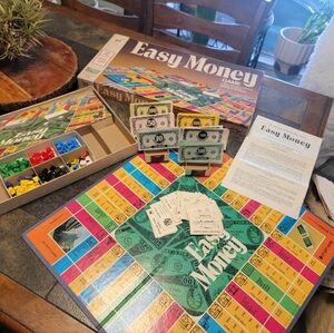Easy Money Board Game -‎ Colorful Family Strategy Fun